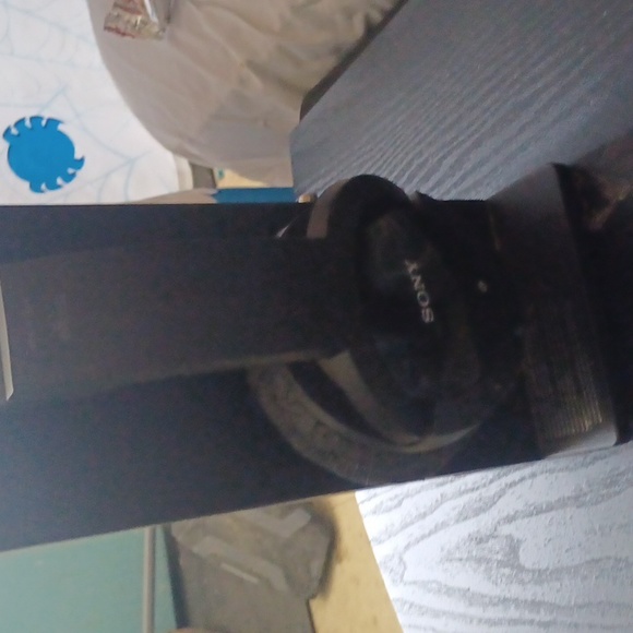 Sony T.v HeadPhones - Picture 2 of 4